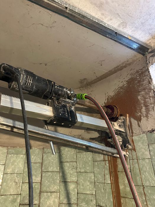 Диамантено пробиване на отвори