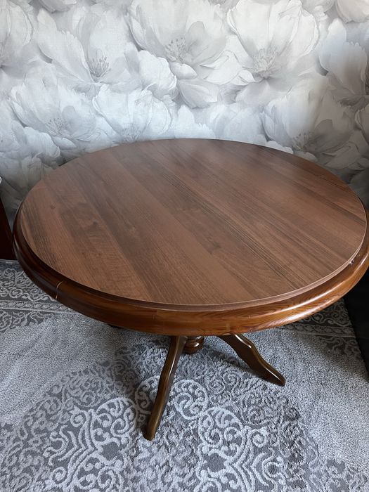 Стол круглый кухонный