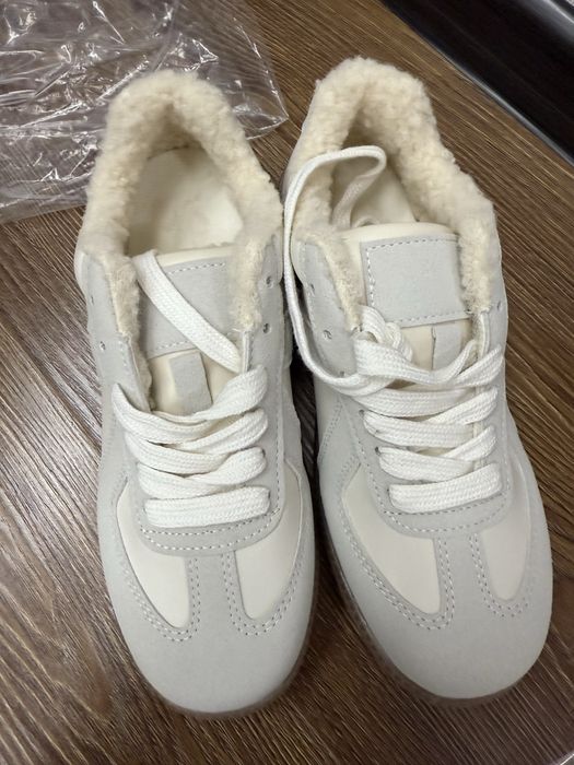 Продам новые зимние кеды