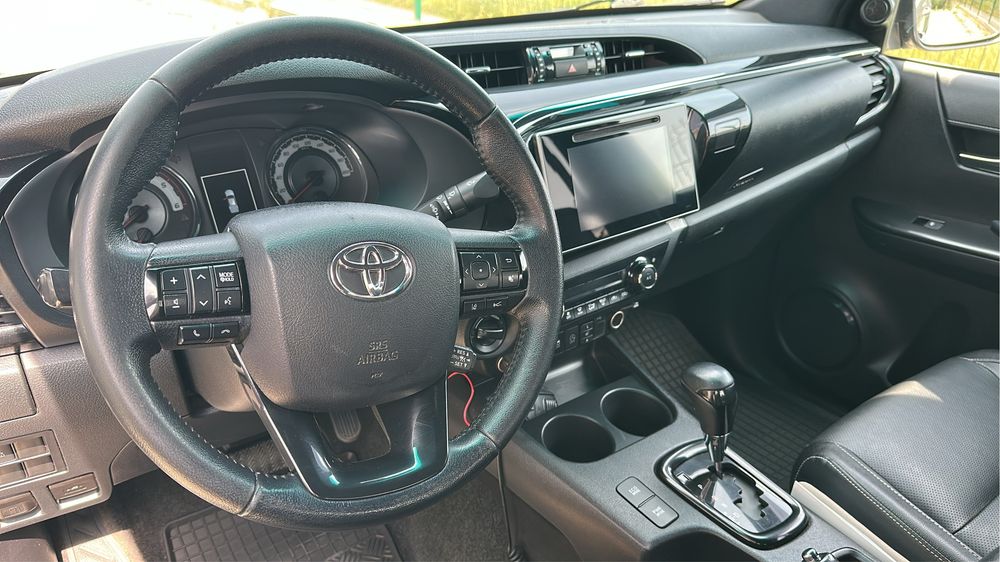 TOYOTA Hilux 2020 — imagine 5