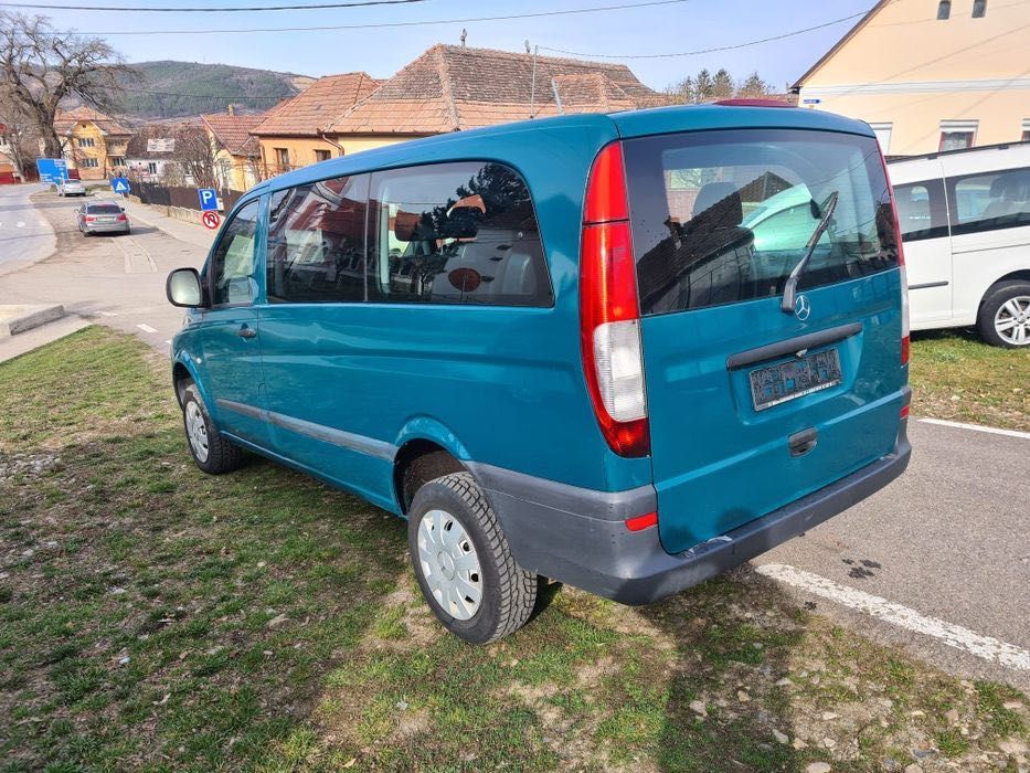 Mercedes Vito 4x4, AUTOMAT, 8 locuri, 2010