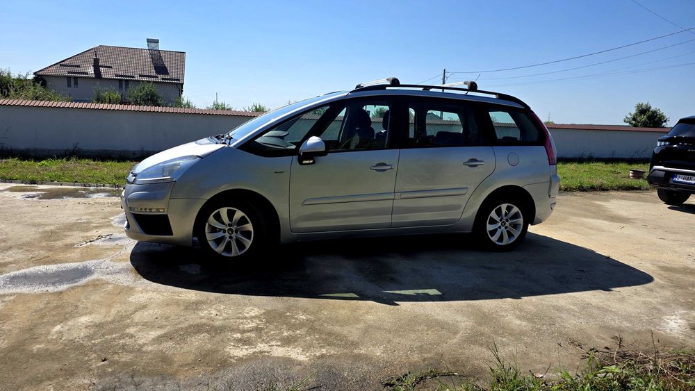 Vând Citroen C4 Grand Picasso 2500 eur