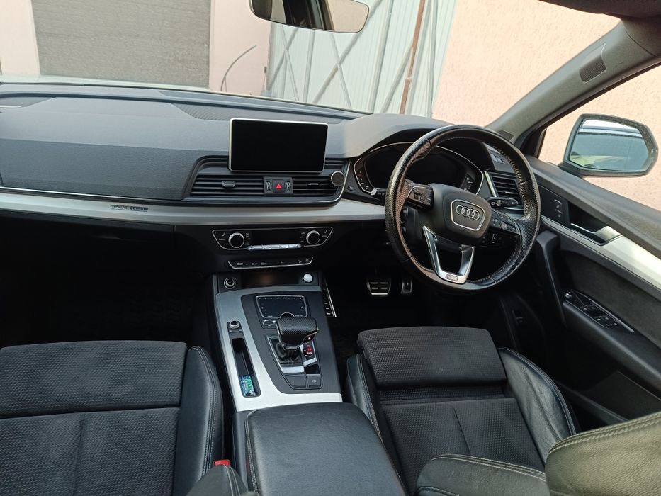 Dezmembrez Audi Q5 FY 2018 automat Quatro s-line 2.0 diesel 190 cp