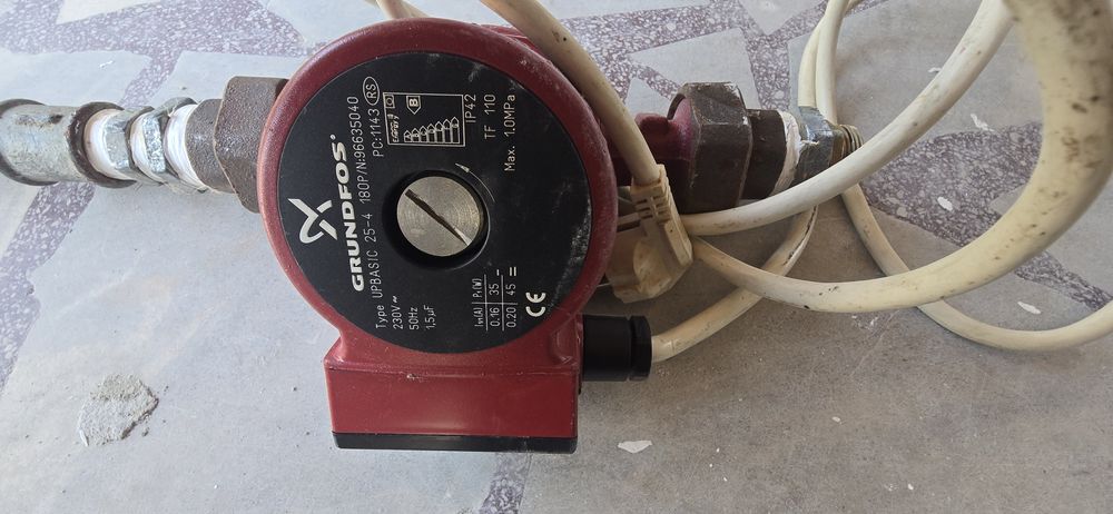 Циркулационна помпа Grundfos