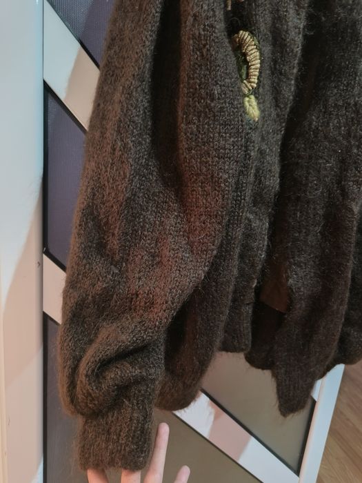 Pulover tip cardigan