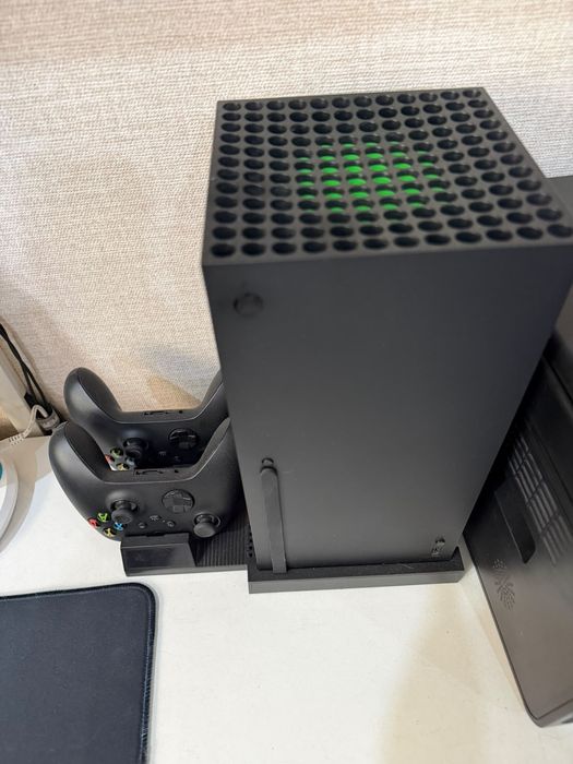 Консоль Xbox Series X 1tb (Япония)