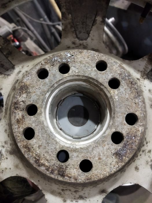 Диски на 16 крепеж 5*114.3 и 5*100