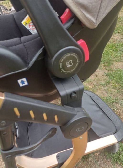 Бебешка количка KikkaBoo