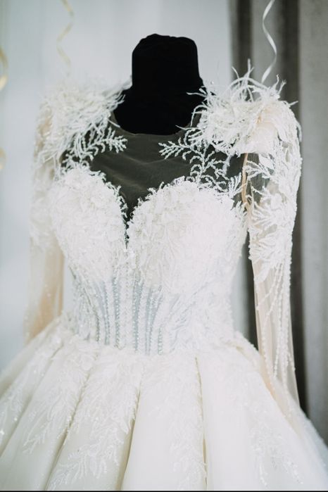 Rochie de mireasa , stare excelenta