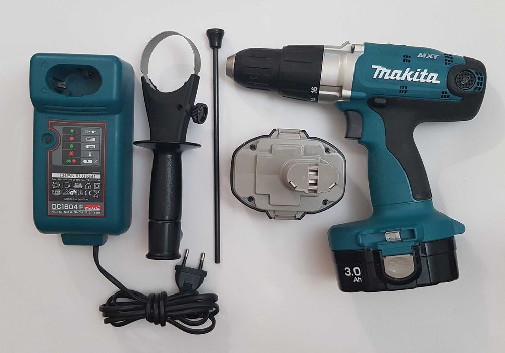 Bormasina de Legenda - Makita 8444D de 18V cu percutie mecanica