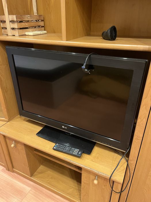 Продам телевизор LG