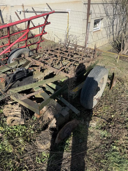 Vând disc cu talere si plug cu 2 cormane, pentru UTB 445