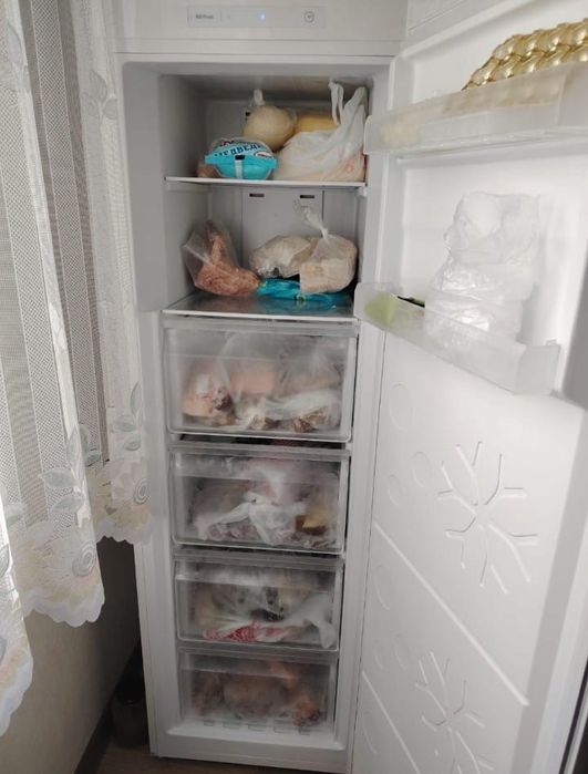 Продам морозилку