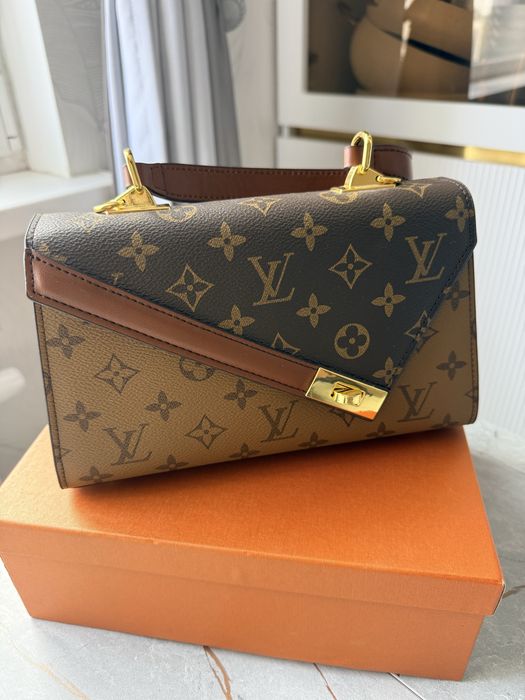 продам женские сумки