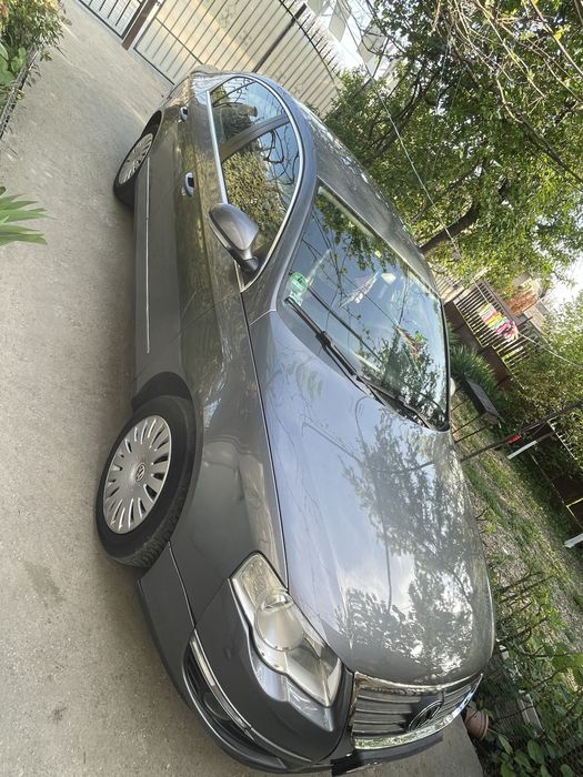 Vând Passat B6 , 4.200 euro negociabil in limita bunului simt !!