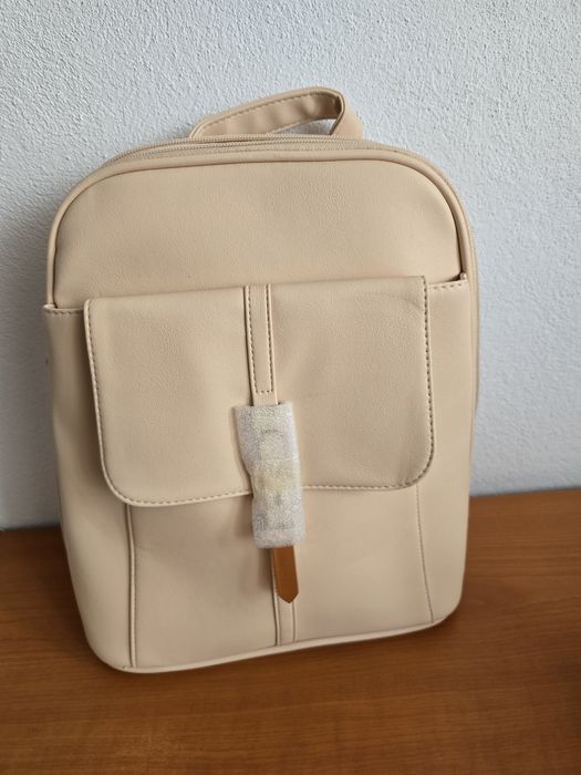 Vand rucsac avon nou