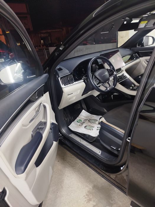 BYD chipiyon 2023 yili  605 zapas hod