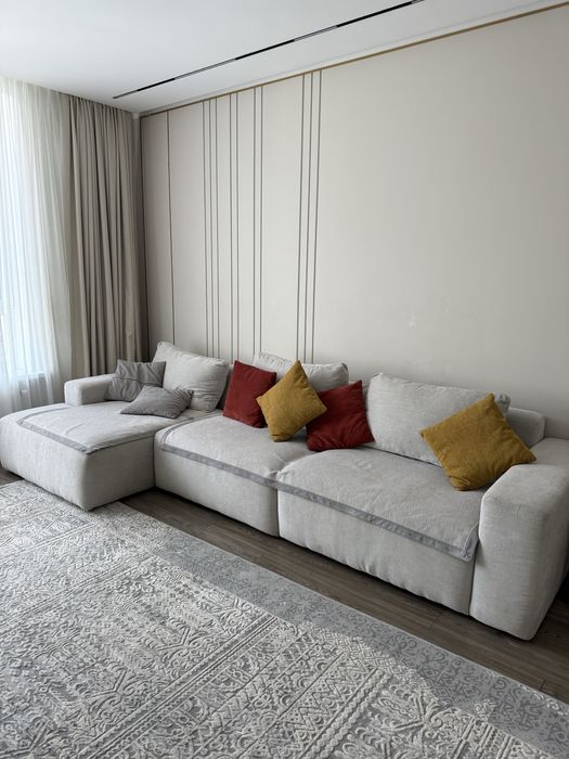 Продается Диван 320*140