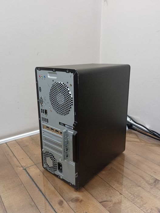 Настолен компютър HP 290 G2 i5-8500