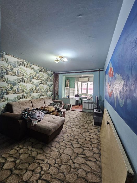 Срочно продается 2 х комнатная квартира