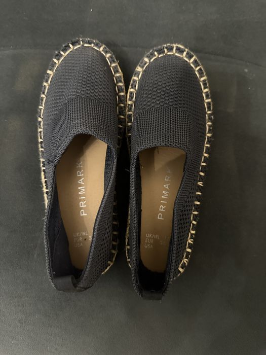 Продается обувь