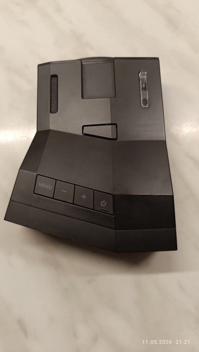 Detector radar Uniden R8 R8W autolearn in cutie plastic box