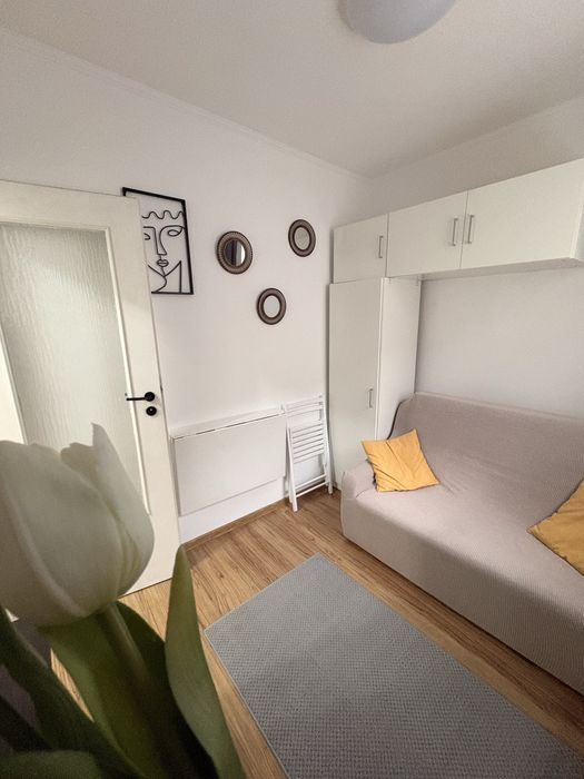 Inchiriez garsoniera