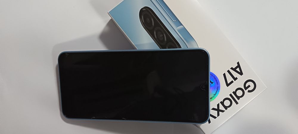 Samsung galaxy a 17