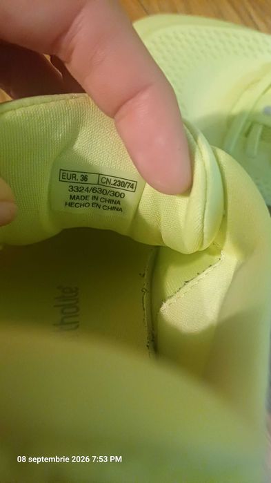 Adidasi Zara marimea 36