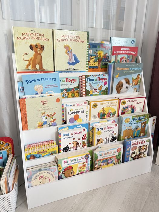 Етажерка за детски книжки