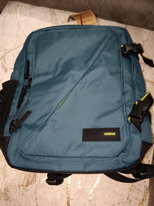 American Tourister Take2cabin