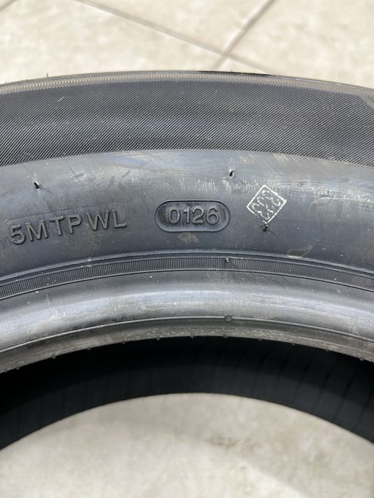 215/60 16 Black Arrow