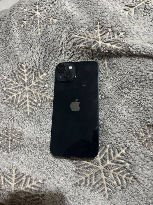 Продам телефон айфон 14