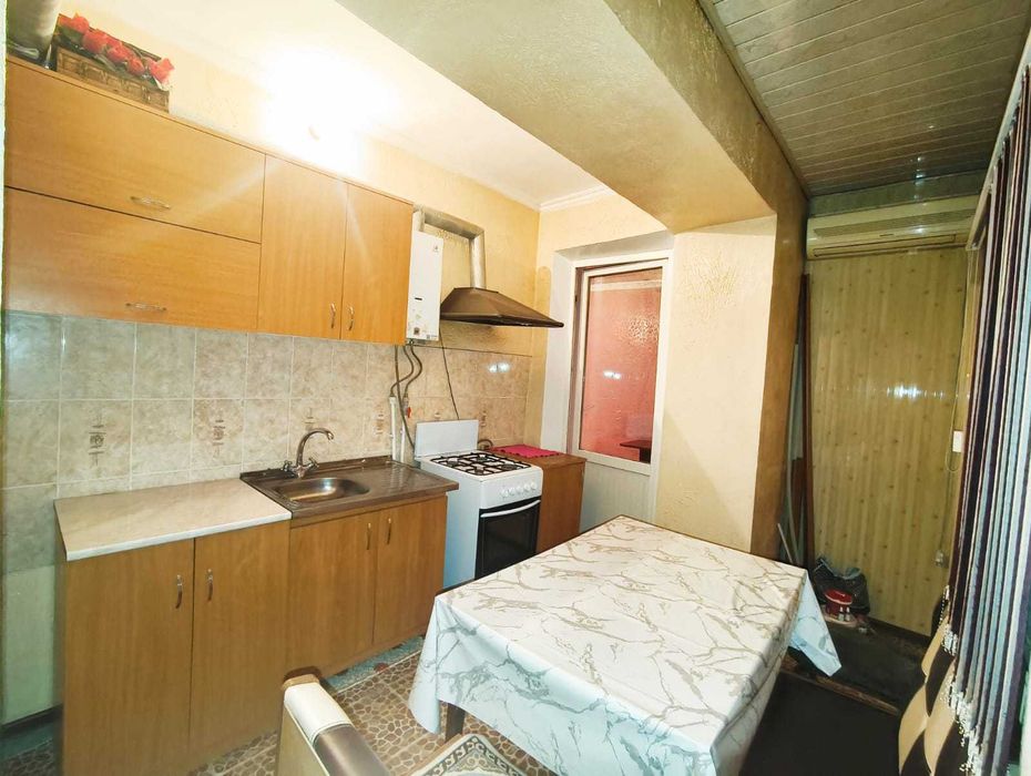 Продаётся 2-комнатная квартира в мкр.НУРСАТ. Этаж: 5/5. КИРПИЧНЫЙ ДОМ