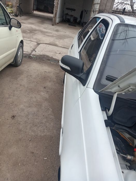 Нексия 2 сотилади