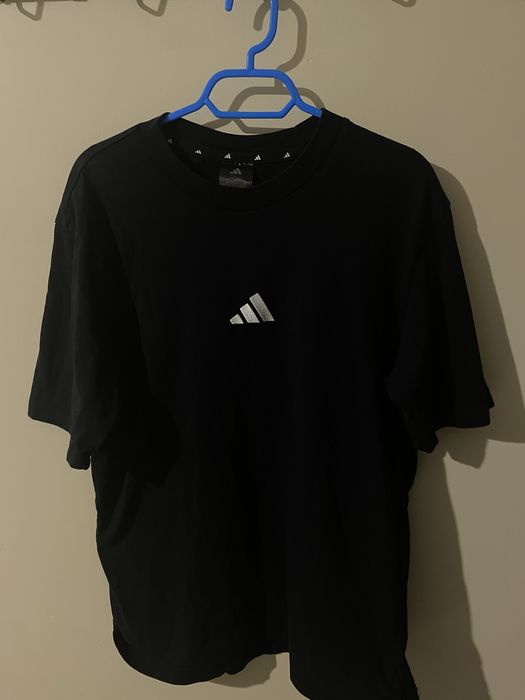 Adidas оригинални тениски