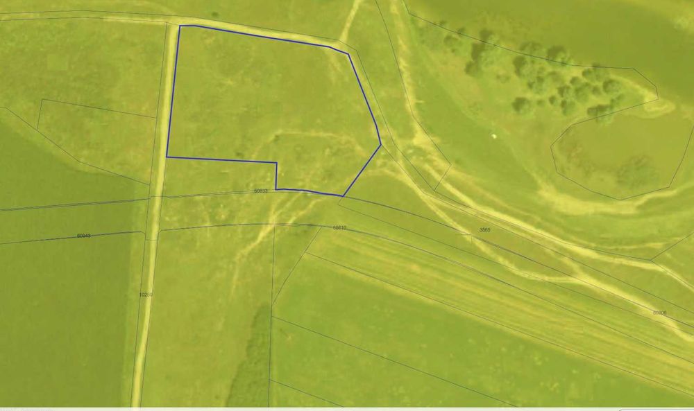 Teren intravilan industrial 8.717 mp cu front la centura noua