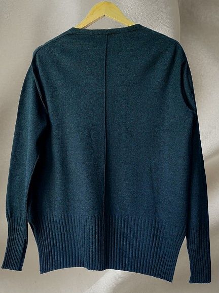 Микс от пуловери Arket, From Future, Jacquemus, Marine Serre, Mo&co