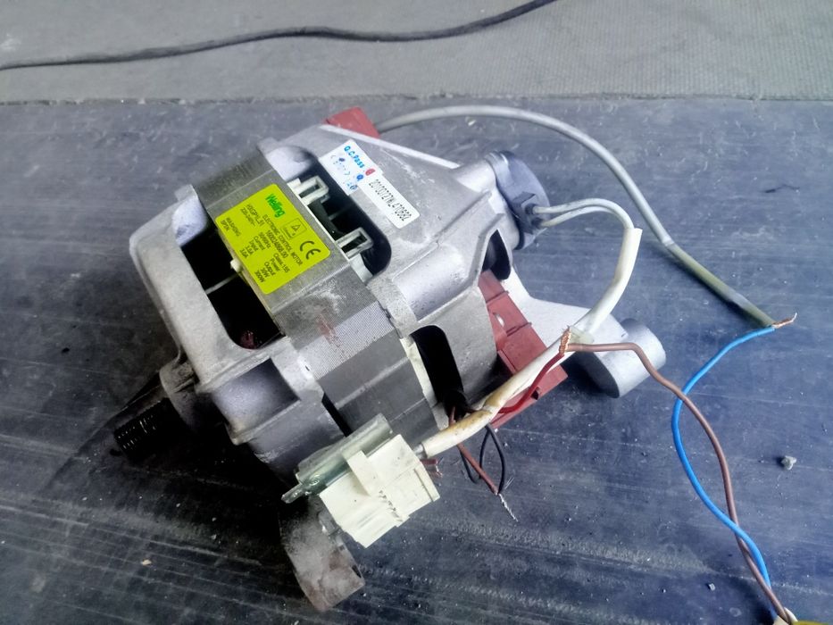 Продам двигатель от стиралки