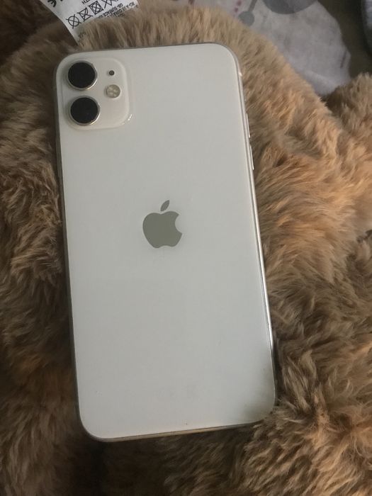 SUPER OFERTA iPhone 11 250