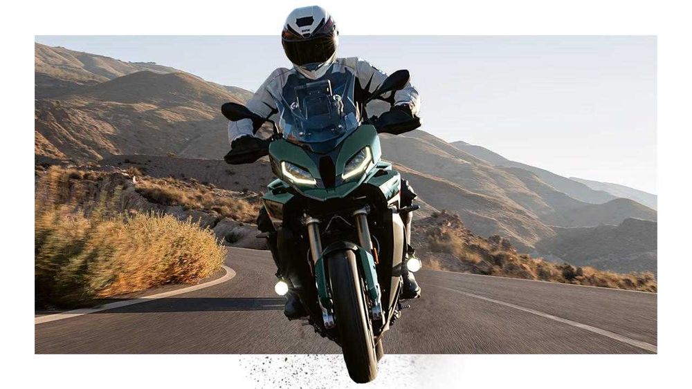 BMW S1000XR Sage Green 2026