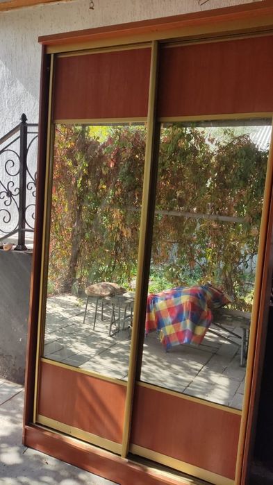 Шкаф в прихожую двухсекционный