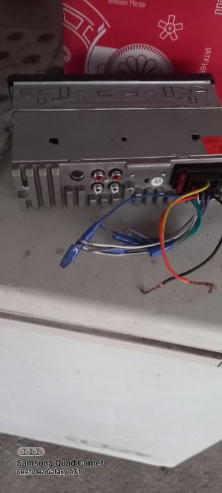 Автомагнитол продам.