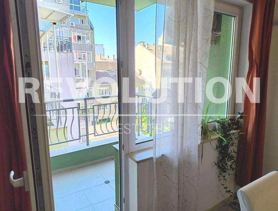 Дава се под наем Двустаен апартамент в Варна, Левски - 77 кв.м за 450 € - Снимка #6