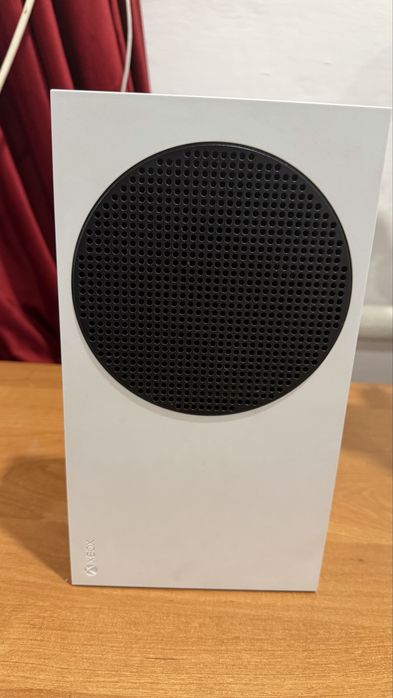Xbox Series S продам
