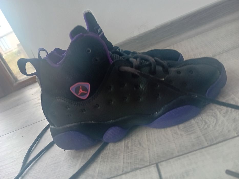 Jordan 13 court copii marimea 33