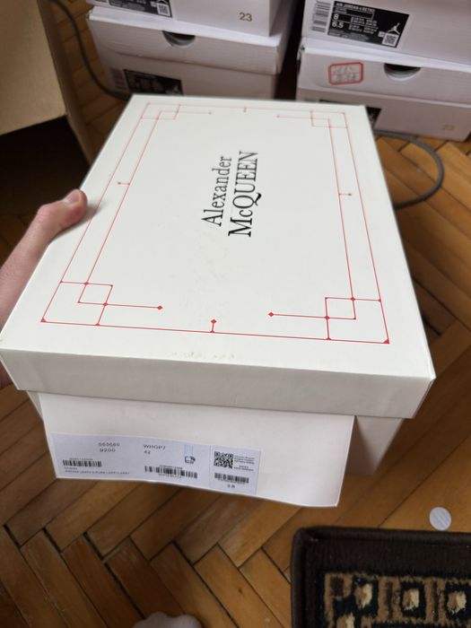 Alexander McQueen Negrii marimea 38, 42, 43