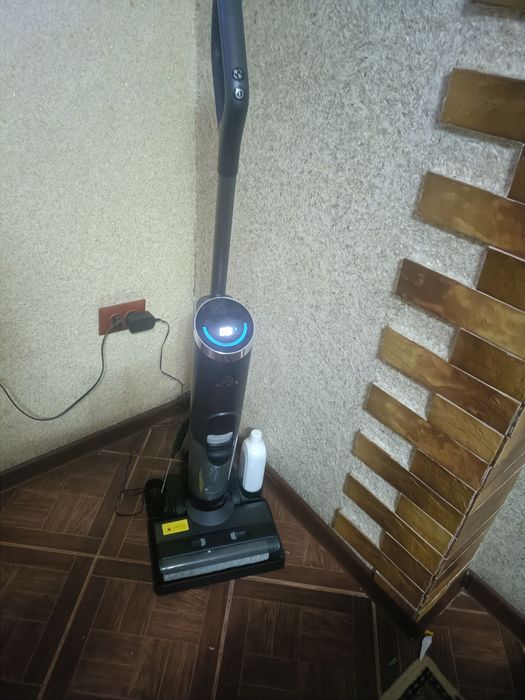 Продам пылесос Almia безпроводной