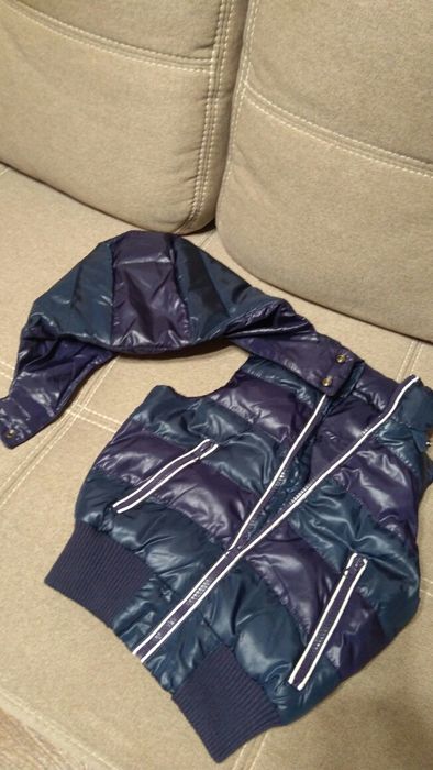 Продам жилетку детскую