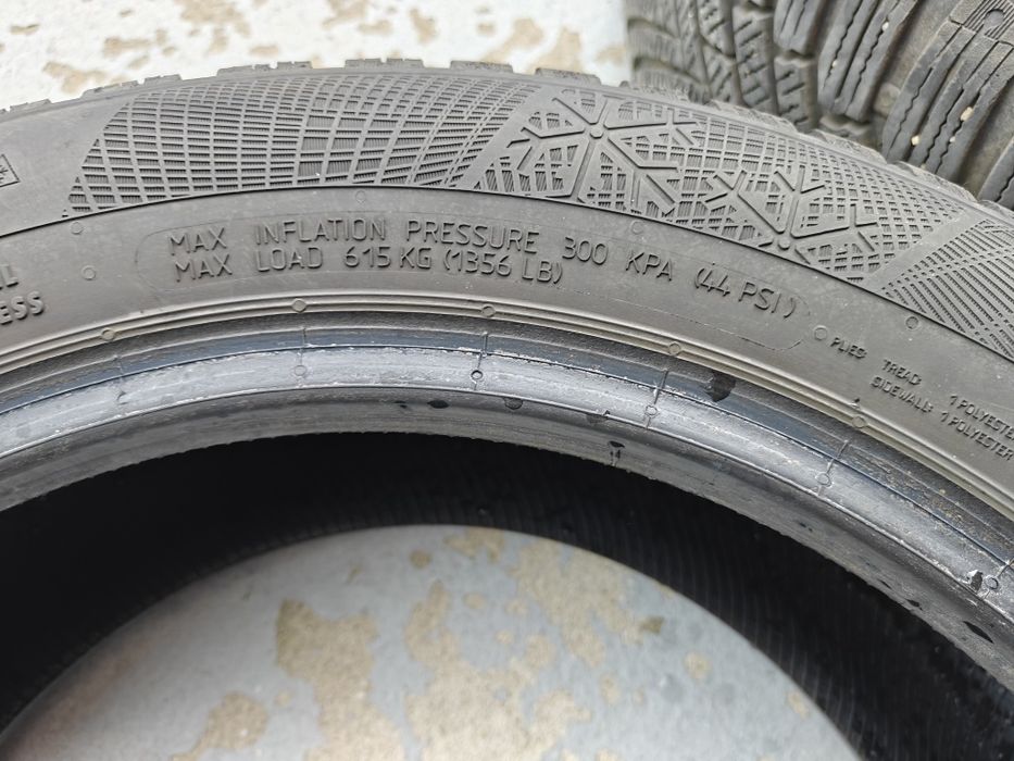 Зимни гуми Continental 205/55 R16, DOT 3720